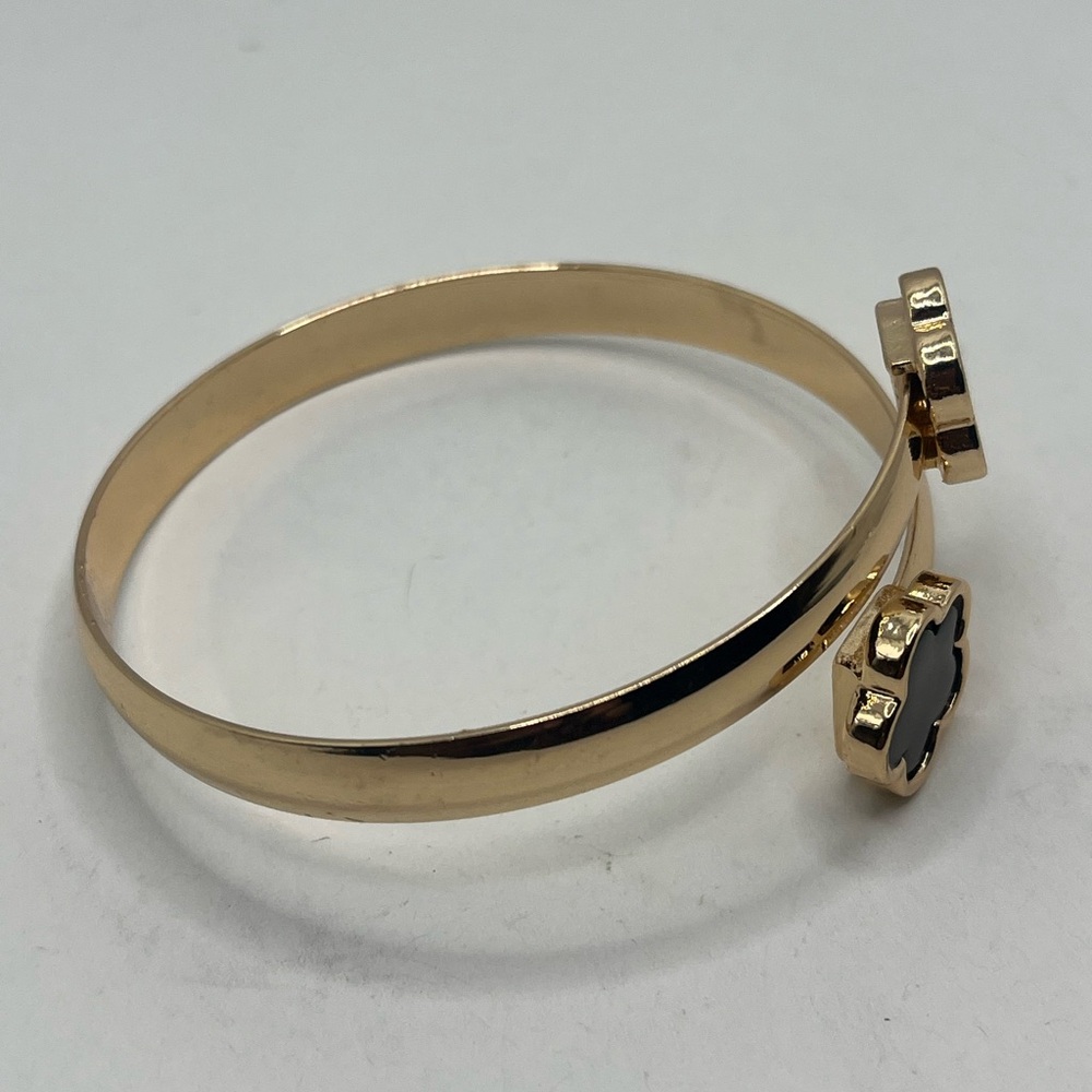 Gold and Black Flower Bangle Bracelet - Picture 5 of 5